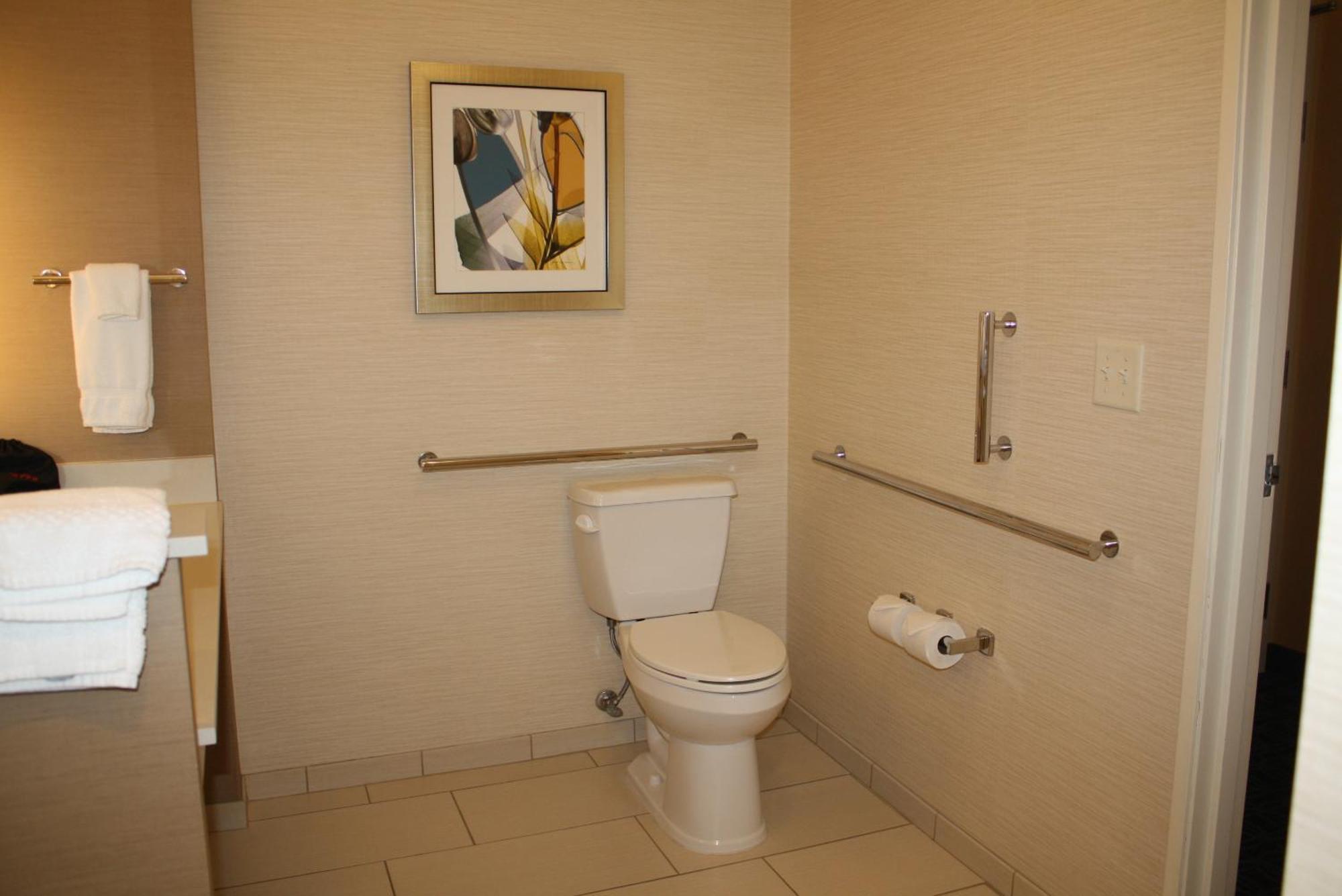 Fairfield Inn & Suites By Marriott Detroit Lakes Exterior photo